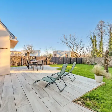 Belle Maison A 800m Holiday home